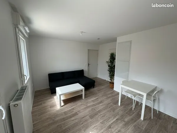 Studio meublé 24 m² - Arès centre - Résidence récente - 625 charges comprises