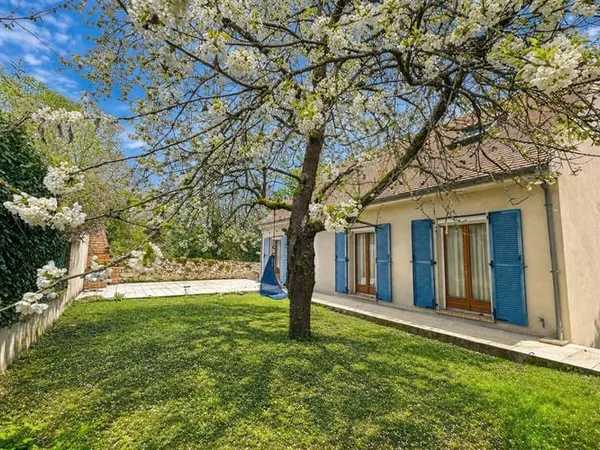 Maison 6 pièces 205 m²