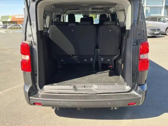 Peugeot Traveller xl 2.2 diesel 180ch s&amp;s eat8 — photo 6