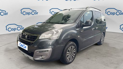Peugeot Partner TEPEE TPMR 1.2 PureTech 110 - Style – 2017 – 60834 km – Essence – Boîte Manuelle — photo 14