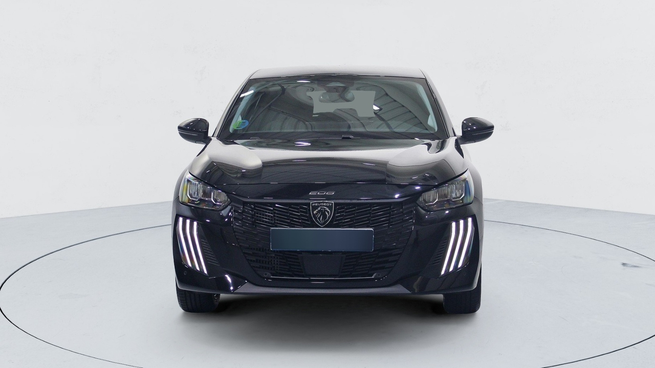 Peugeot 208 — photo 9
