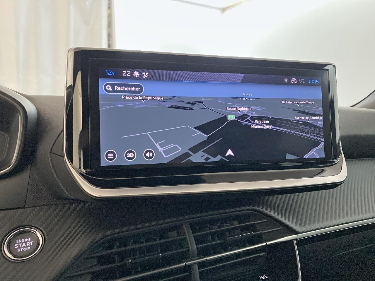Peugeot 2008 hybrid 145 ch e-dcs6 allure — photo 16
