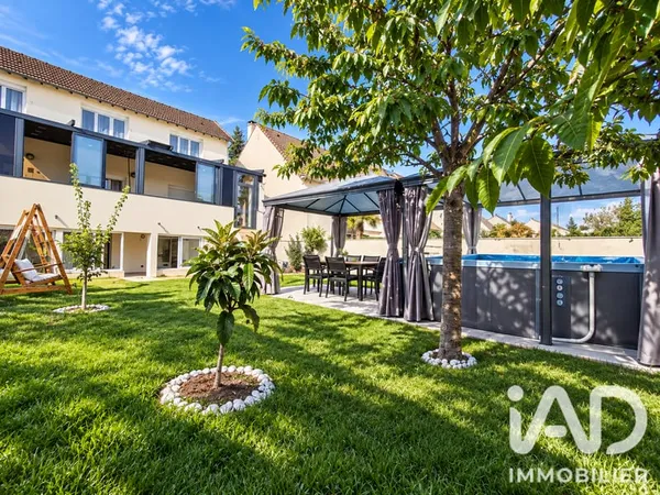 Maison 8 pièces 182 m²