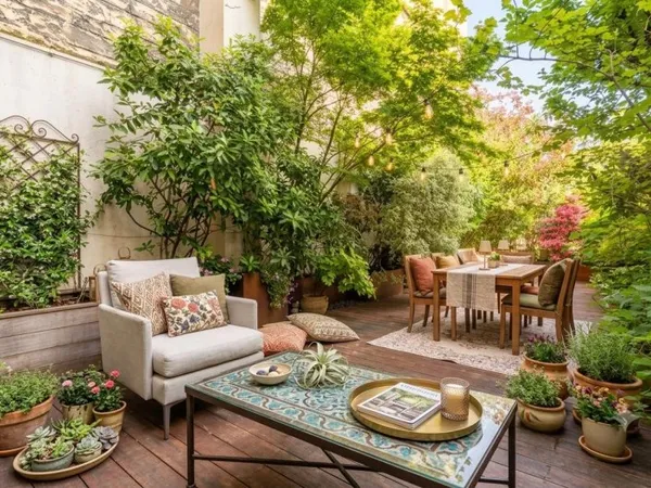 Vends un appartement 7 pièces au Parc Monceau