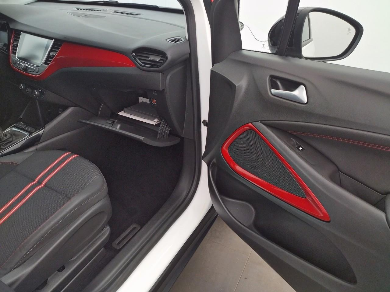Opel Crossland 1.5 d 110 ch bvm6 gs line — photo 26