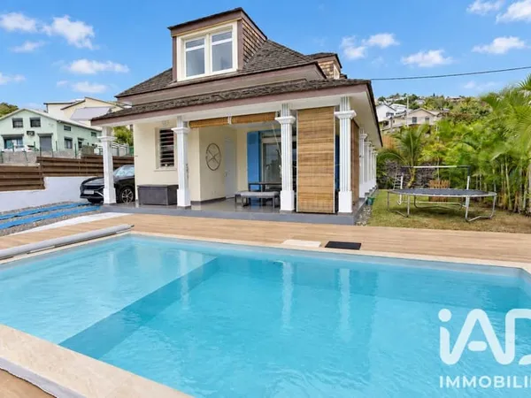 Maison 5 pièces 130 m²