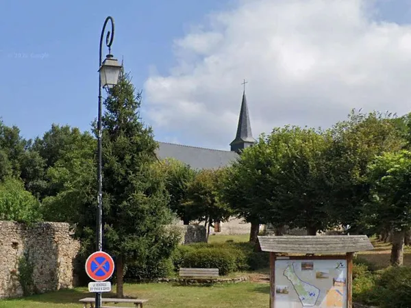 Terrain 933 m²