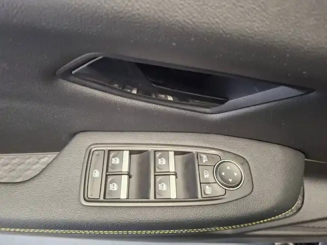 Renault Megane e-tech ev60 220 ch super charge — photo 18