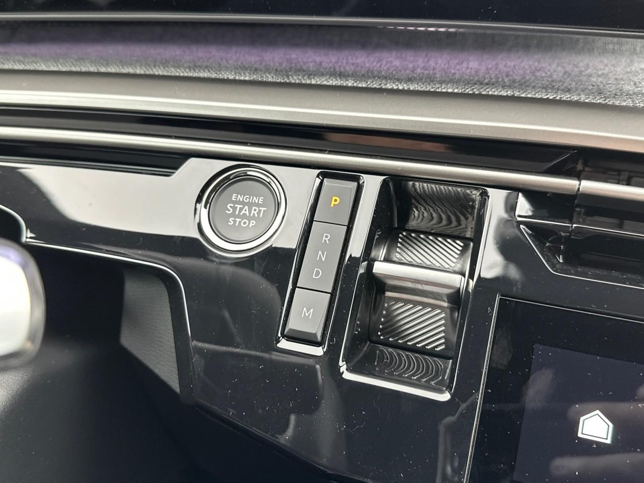 Peugeot 3008 hybrid 145 e-dcs6 gt — photo 27