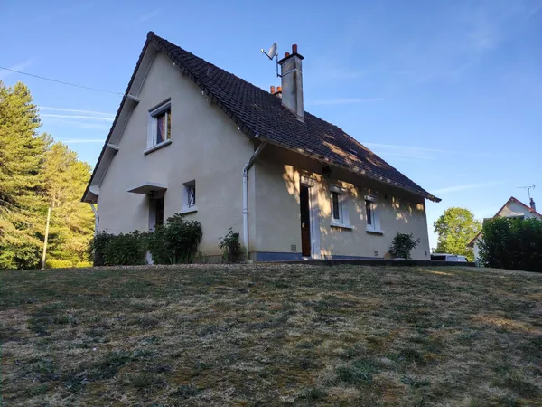 Maison habitable de plain pied au calme