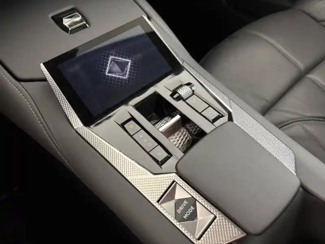 Ds Ds 4 hybride e-tense 225 eat8 — photo 22
