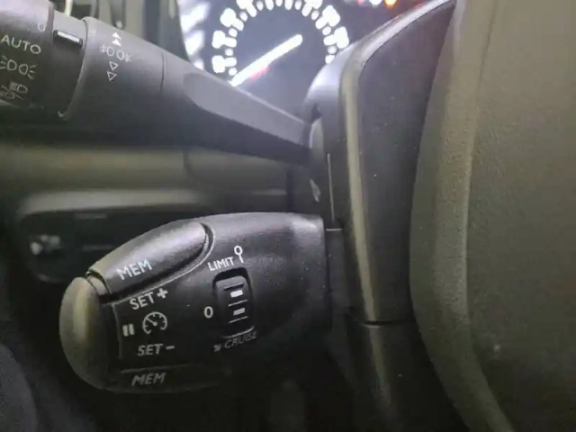 Citroën C3 puretech 83 s&amp;s bvm5 — photo 27