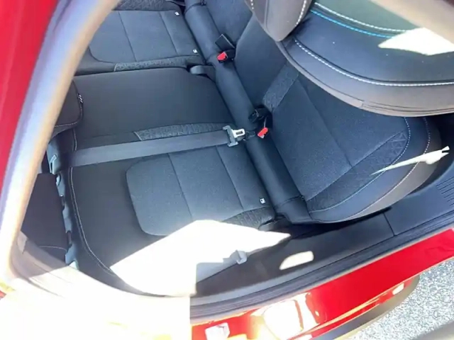 Renault Captur tce 115 ch — photo 15
