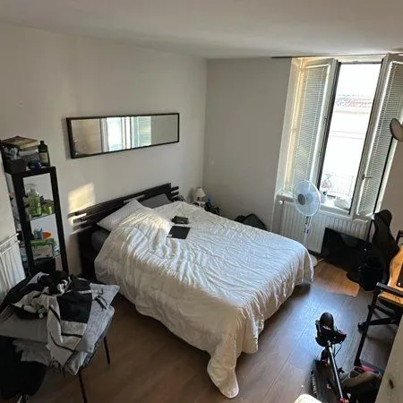 Chambre en colocation disponible - Thonon Centre