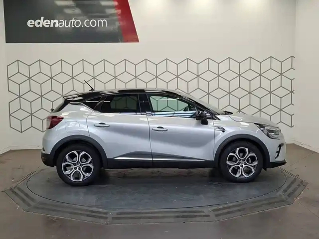 Renault Captur tce 140 - 21 — photo 6