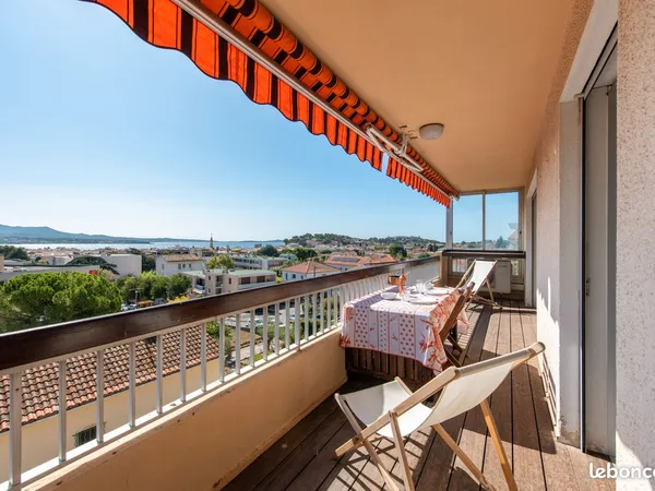 Appart. T3 à Sanary sur mer avec terrasse et vue mer - parking + climatisationmer