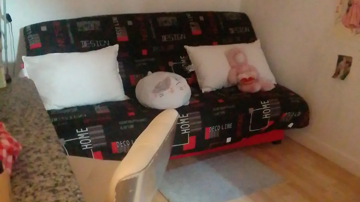 Photo 1