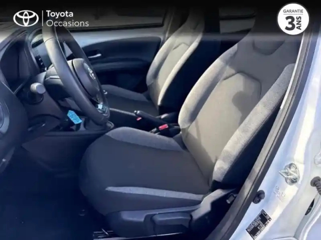 Toyota Aygo X 1.0 vvt-i 72ch dynamic my23 — photo 11
