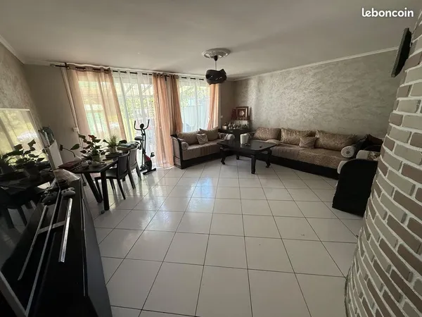 Maison 5 pièces 109 m² avec jardin et garage - Puiseux-en-France (95)