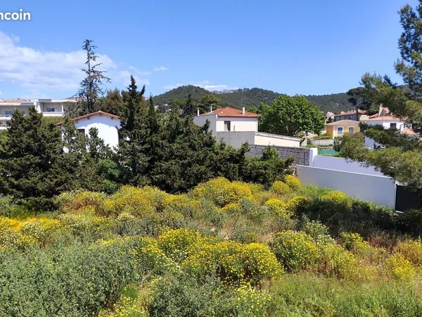 Terrain à bâtir pour une maison à Marseille 9ème
