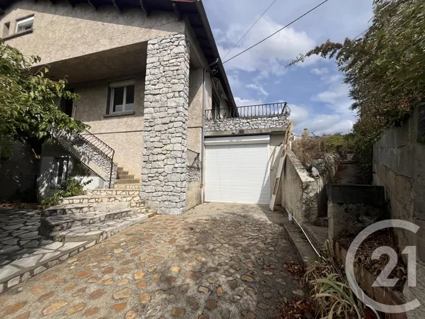 Maison 2 pièces 92 m²