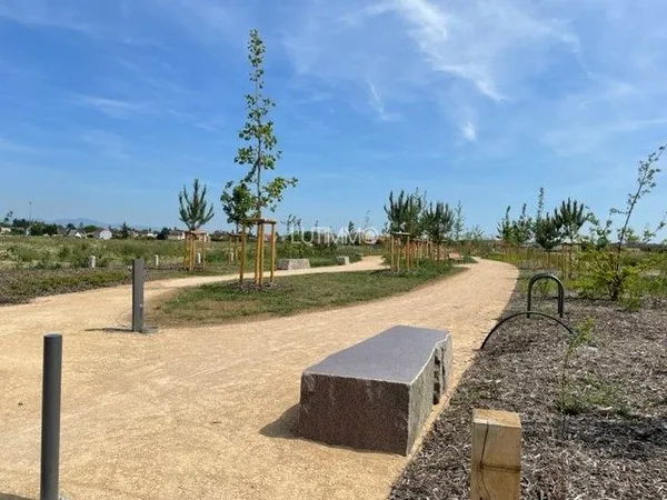 Terrain en individuel 555 m²