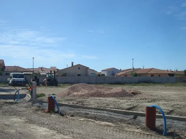 Terrain 302 m²