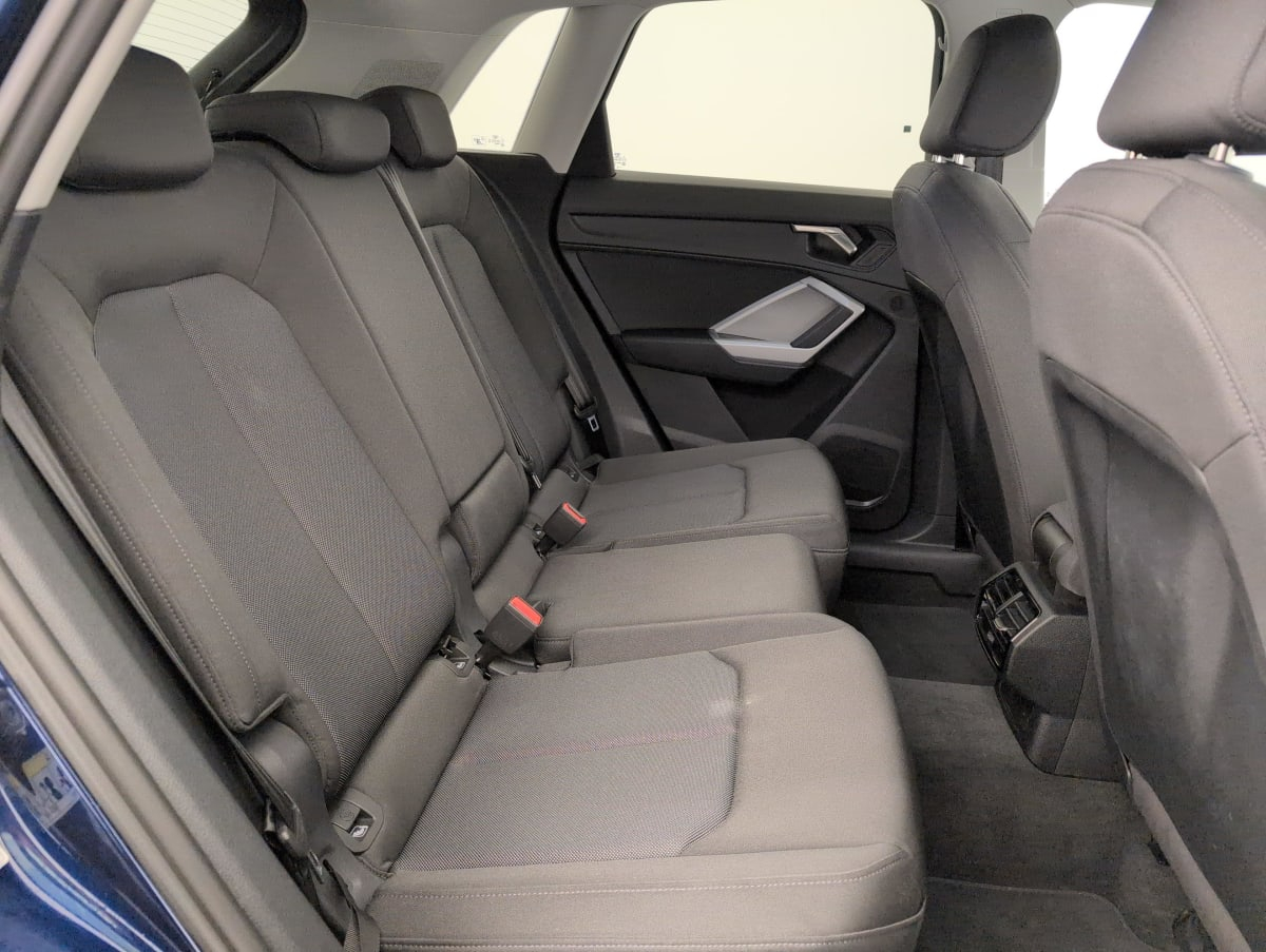 Audi Q3 — photo 9