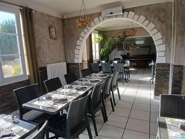 Fonds de commerce 270 m² EVRECY