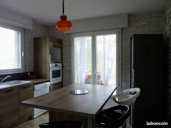 Appartement/maison avec piscine et jardin