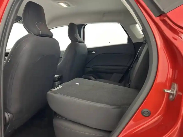 Renault Captur tce 90 — photo 39