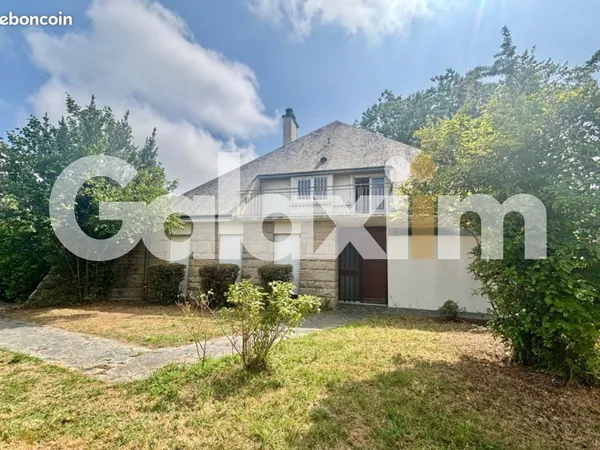 Maison 13 pièces 179 m²