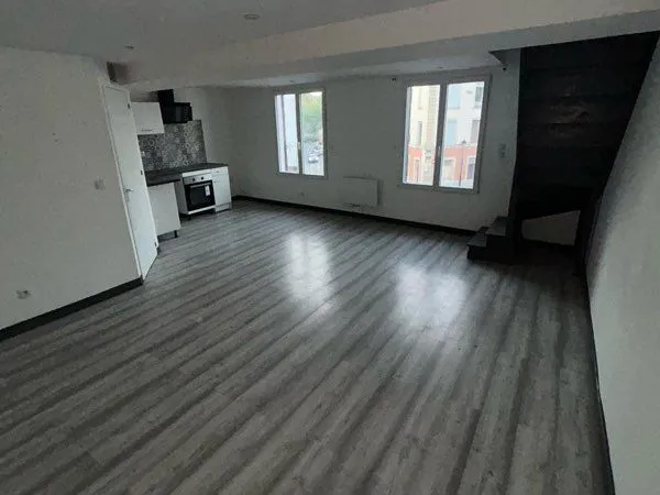F3 duplex entièrement rénové beauvais quartier voisinlieu