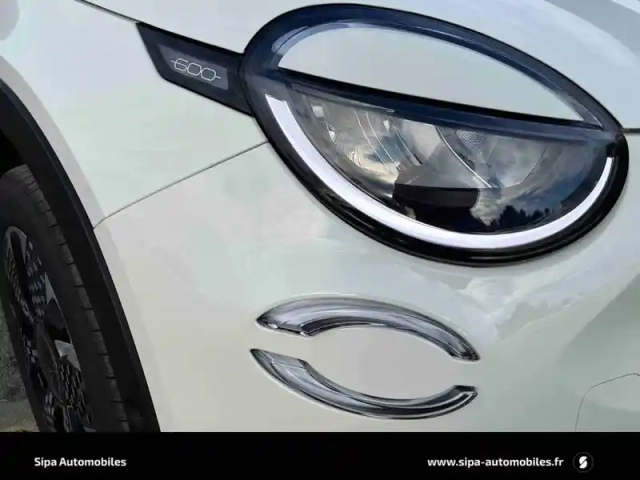 Fiat 600 t-gen 3 1.2 hybrid 110ch edct6 — photo 128