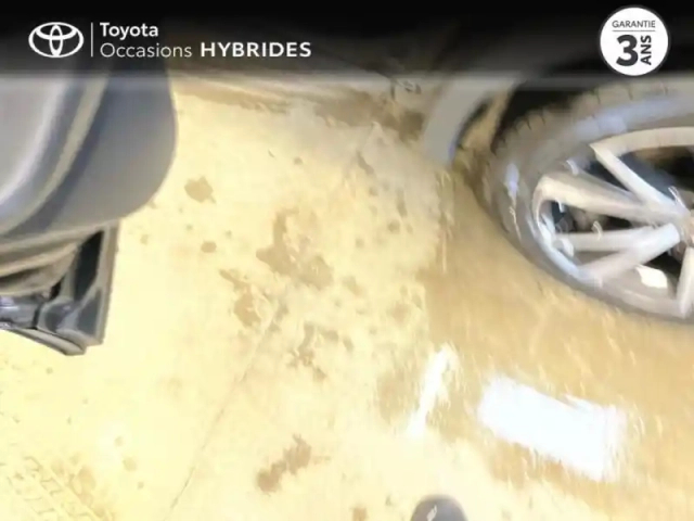 Toyota C-Hr 2.0 hybride rechargeable 225ch design my25 — photo 12
