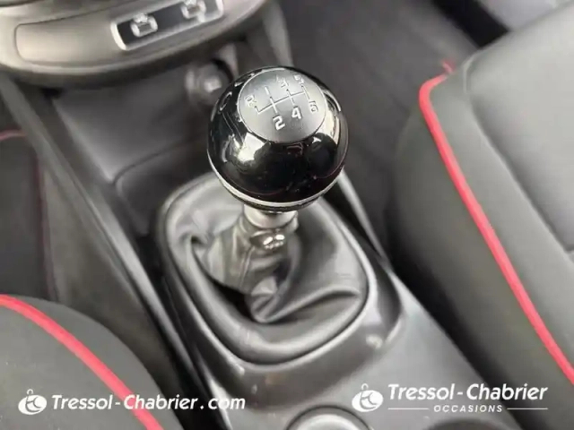 Fiat 500 x 1.0 firefly turbo t3 120 ch (red) — photo 24