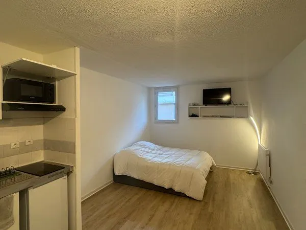 Studio rénové et meublé de 20 m² à Toulouse Purpan - Internet inclus
