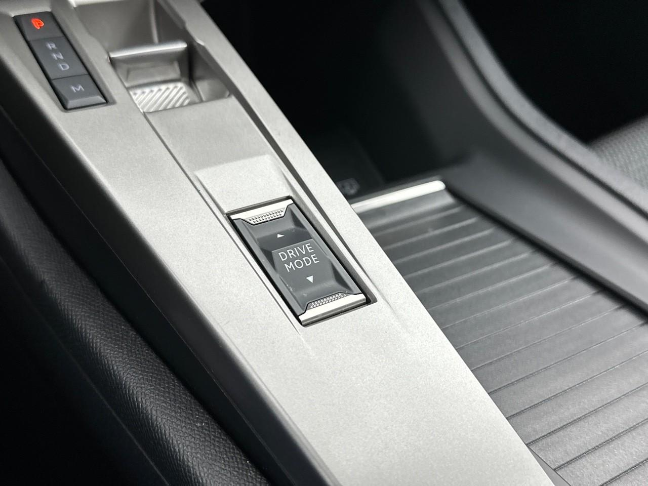 Peugeot 308 bluehdi 130ch s&s eat8 allure — photo 28