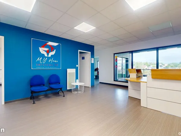Local 141 m² VESOUL