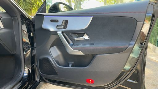 Mercedes Classe CLA 180 d 116 7G-DCT - AMG Line – 2019 – 77529 km – Diesel – Boîte Automatique — photo 37