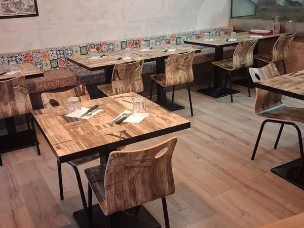 Commerce Location Chambéry  70m² 25000€
