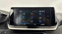 Peugeot 208 1.2 PureTech 100ch S&S Allure EAT8 — photo 18