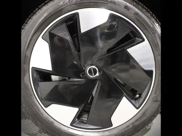 Volvo Ex30 single extended range 272ch ultra — photo 6