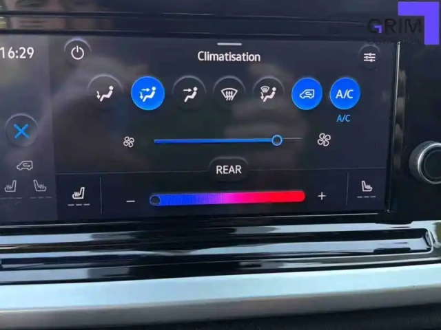 Ford Tourneo grand  connect 2.0 ecoblue 102 bvm6 — photo 9