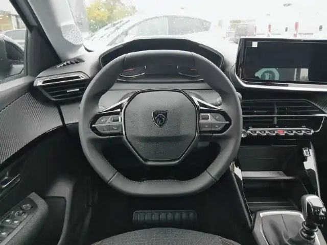 Peugeot 208 100 s&amp;s bvm6 — photo 9