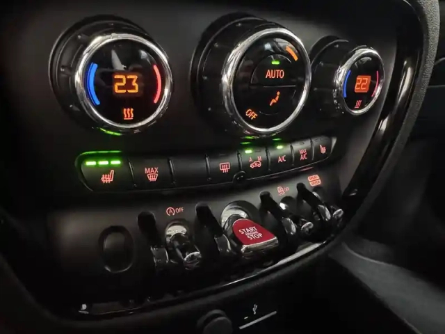 Mini Mini clubman cooper 136 ch dkg7 — photo 31