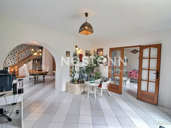 Maison 5 pièces 147 m²