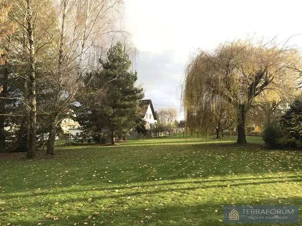 Terrain constructible 300 m²