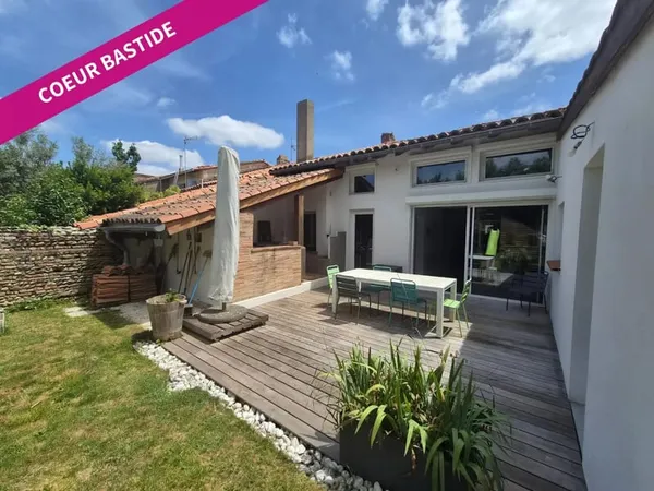 MAISON FAMILIALE DE CHARME AU CŒUR DE GRENADE