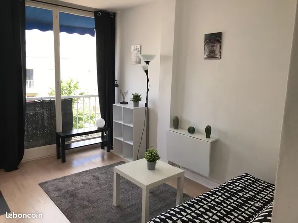 Beau studio meublé de 17m² libre au 30 septembre 2026